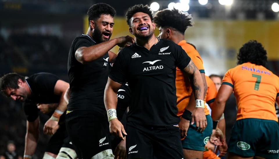 Ardie Savea heads to Kobelco Kobe Steelers in JRLO