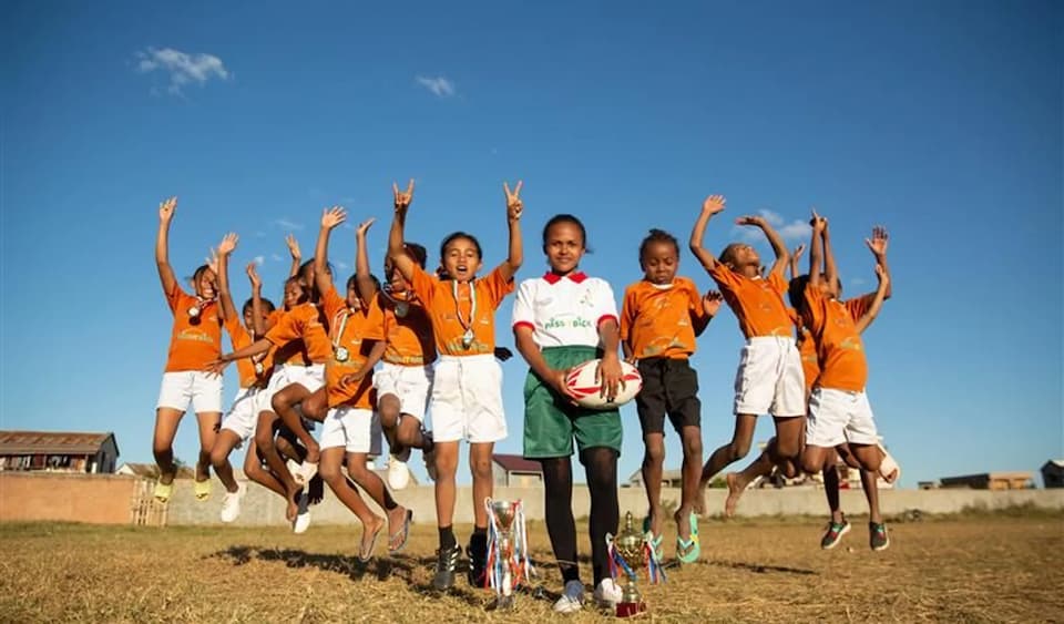 Global Social Impact Partnership - Pass It Back